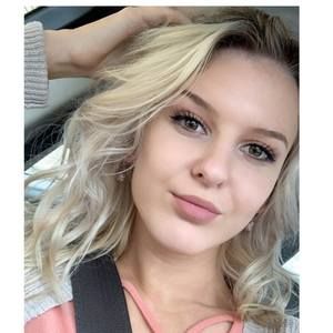 Meet your Posher, Brandi